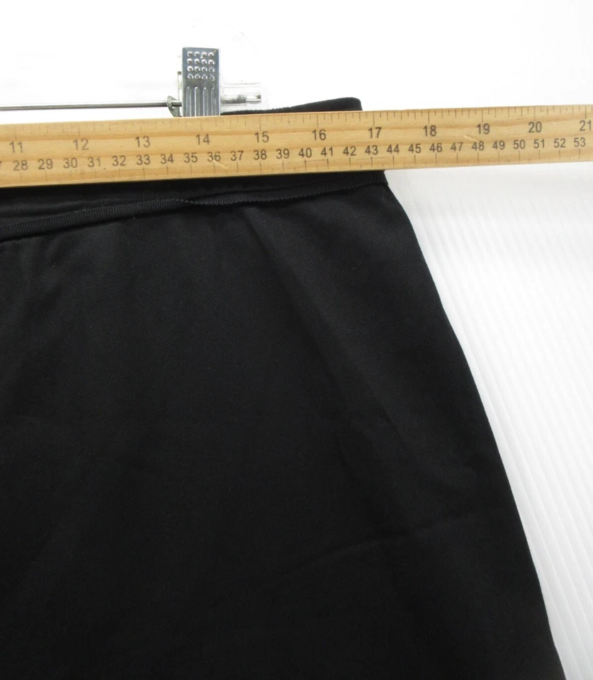 Natori Pants Women 12 Black Tapered Lounge Scalloped Embroidered Hem Cropped - Image 3 of 4