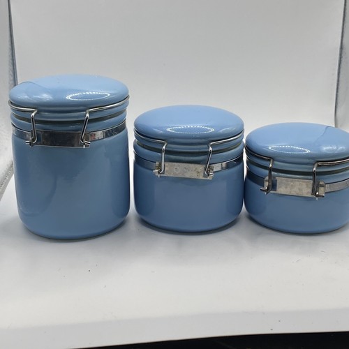 Vintage Oggi Mini Canisters W/ Clamp Tight Lids Ceramic Canisters Set of 3-White - Picture 3 of 6