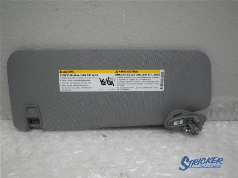 雪佛兰索罗德 1500 拾音器 2014 - 2018 右遮阳板 23465 G18067 — 第 2/4 张图片