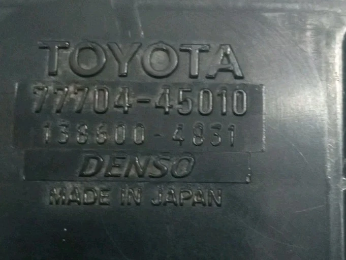 77704-45010 1998 1999 2000 Toyota Sienna charocal evap canister emissões de vapor - Imagem 2 de 4