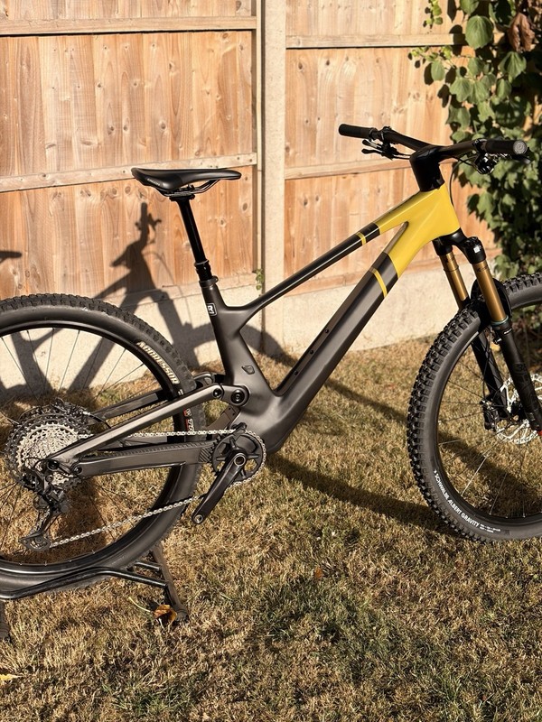 2024 Scott Genius ST Tuned, Large