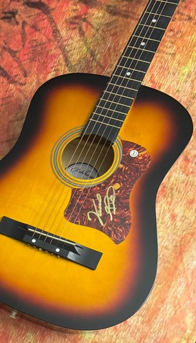 GFA Eagles & Country Legend Vince Gill Signé Acoustique Guitare Preuve COA - Photo 5 sur 7