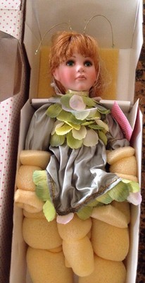 Paradise Galleries Linda Mason Treasure Of The Emerald Isle Porcelain Doll
