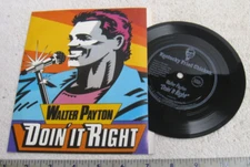 VINTAGE NFL WALTER PAYTON CHICAGO BEARS DOIN IT RIGHT KFC RECORD ALBUM & SLEEVE