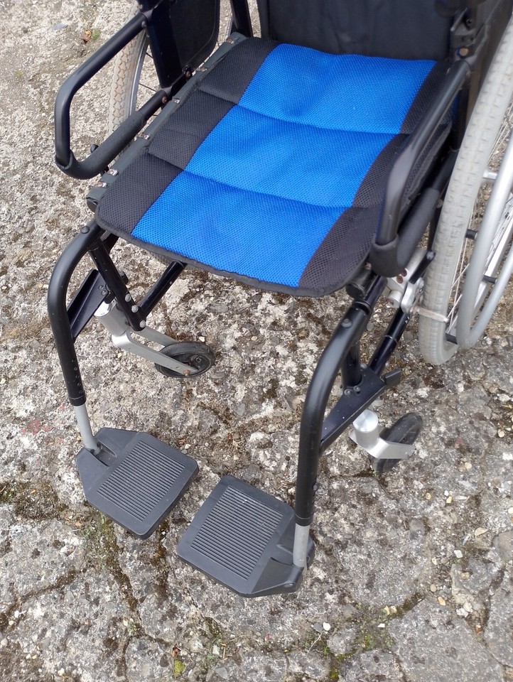 Sunrise Medical Self Propelled Quickie Wheelchair eBay