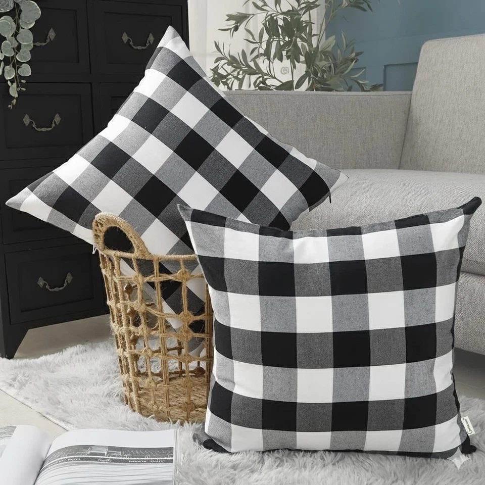 Elegant 4 pcs 18"x18" Black and White Buffalo Check Throw Pillow Covers. - Image 4 of 4