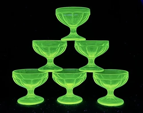 Federal Uranium Optic Design Dessert Sherbet Ice Cream Pedestal LOT OF 24 GLASS