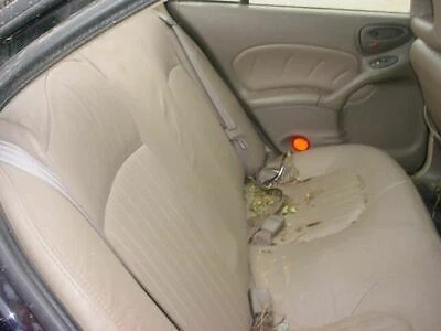 Puerta trasera izquierda cristal OEM 1999 2000 2001 2002 2003 2004 2005 Pontiac Grand Am Foto 2 de 4