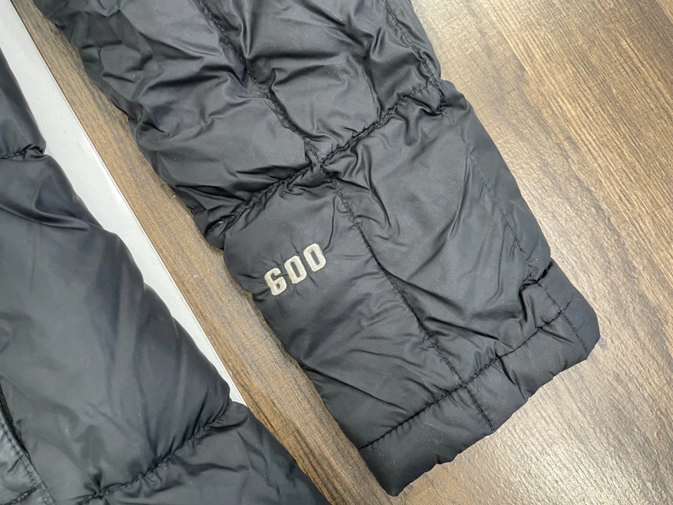 Женская куртка-пуховик North Face XS Цвет черный Metropolis Гусиный пух 600 Длина стеганая - Изображение 3 из 4
