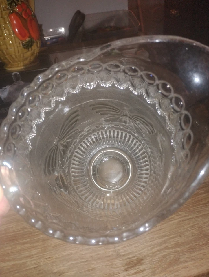 Jarra mariposa de patrón americano temprano Foto 4 de 4