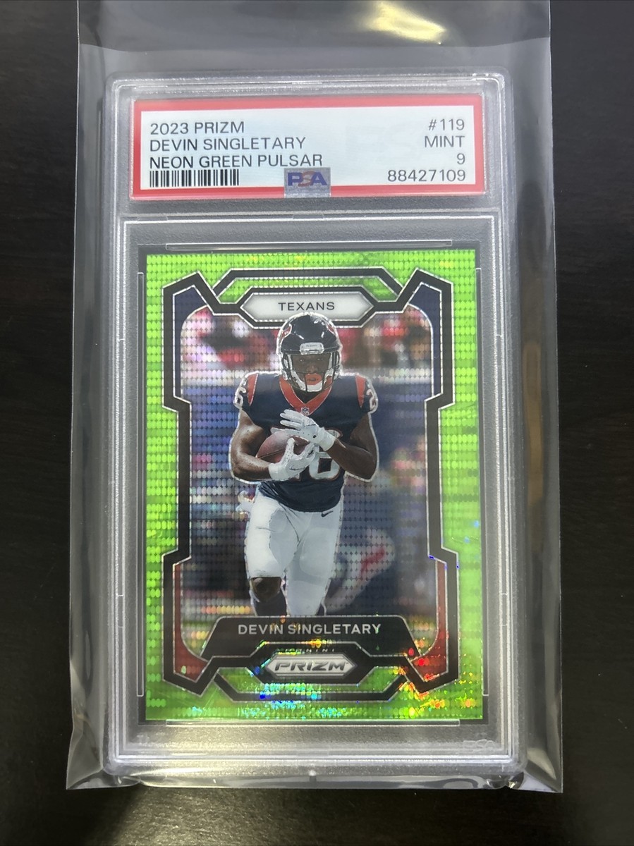 2023 Prizm DEVIN SINGLETARY NEON GREEN PULSAR PSA 9 POP 1. (G102