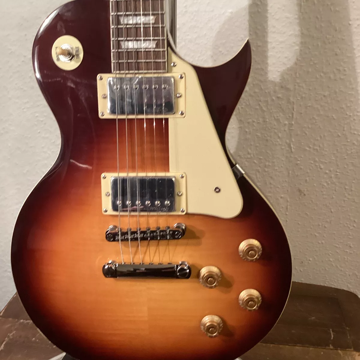 VINTAGE Electric guitar V100 IT DARK Giveaway Price eBay