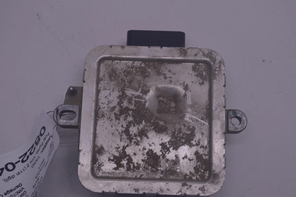 GMC ACADIA 2015-2019 3,6 L AWD bomba de combustible módulo de control informático unidad OEM Foto 3 de 4