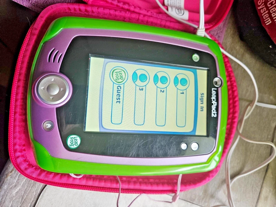 Green/Purple LeapFrog LeapPad 2 Learning Tablet - Pink Hello Kitty Case 19 Games - Image 2 of 4