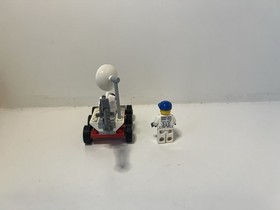 LEGO CITY: Space Moon Buggy (3365)