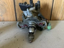 1985 Toyota MR2 19100-16130 Distributor (1-14)