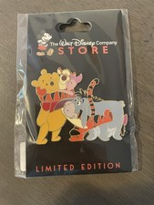 Disney D23 Expo 2024 WDCS Hugs Are The Best Pooh And friends Pin LE300