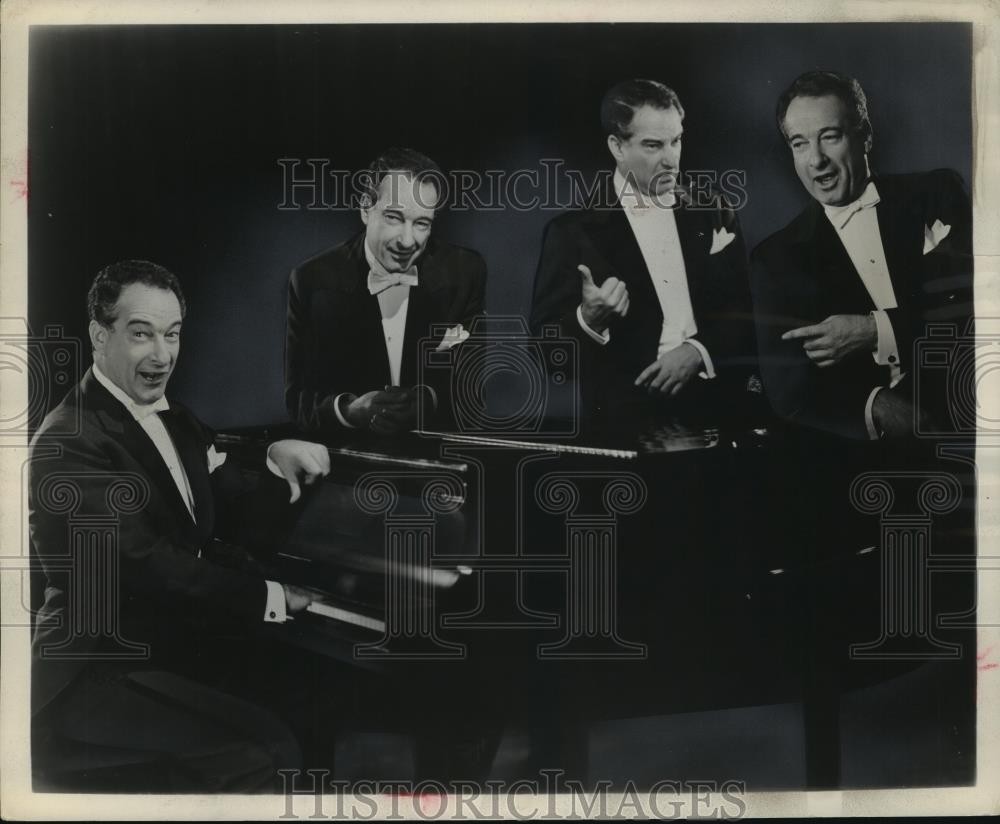 1961 Press Photo Victor Borge, Pianist - mjx31652