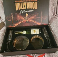 hollywood glamour crowns for new years