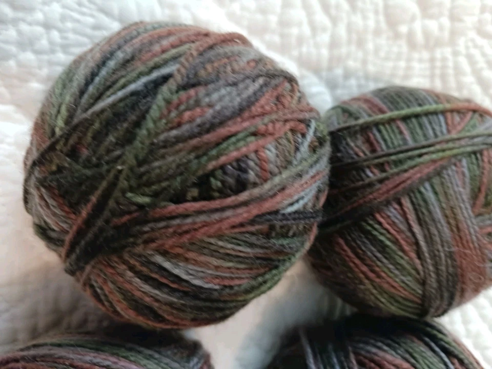 Happy Feet Yarn Plymouth Yarn Co Merino Wool Green Mauve Gray 6 Sks Fingering 50 - Image 4 of 4