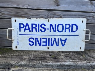 Ancienne plaque non émaillée destination SNCF PARIS AMIENS ROUEN LILLE DOUBLE F