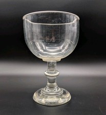 Antikes Berliner Weiße Glas , aufgelegter weißer Glasfaden Weißrand Biedermeier