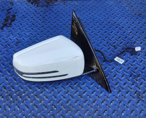 2014-2016 Mercedes W212 E350 E550 Passenger Side View Mirror White OEM