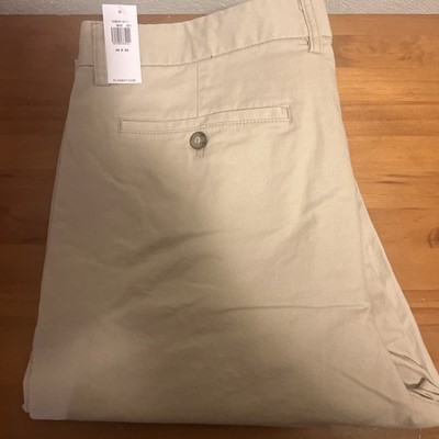 Old Navy Khakis Pants Mens 36x30 Beige Regular Fit Plain Front Twill Classic