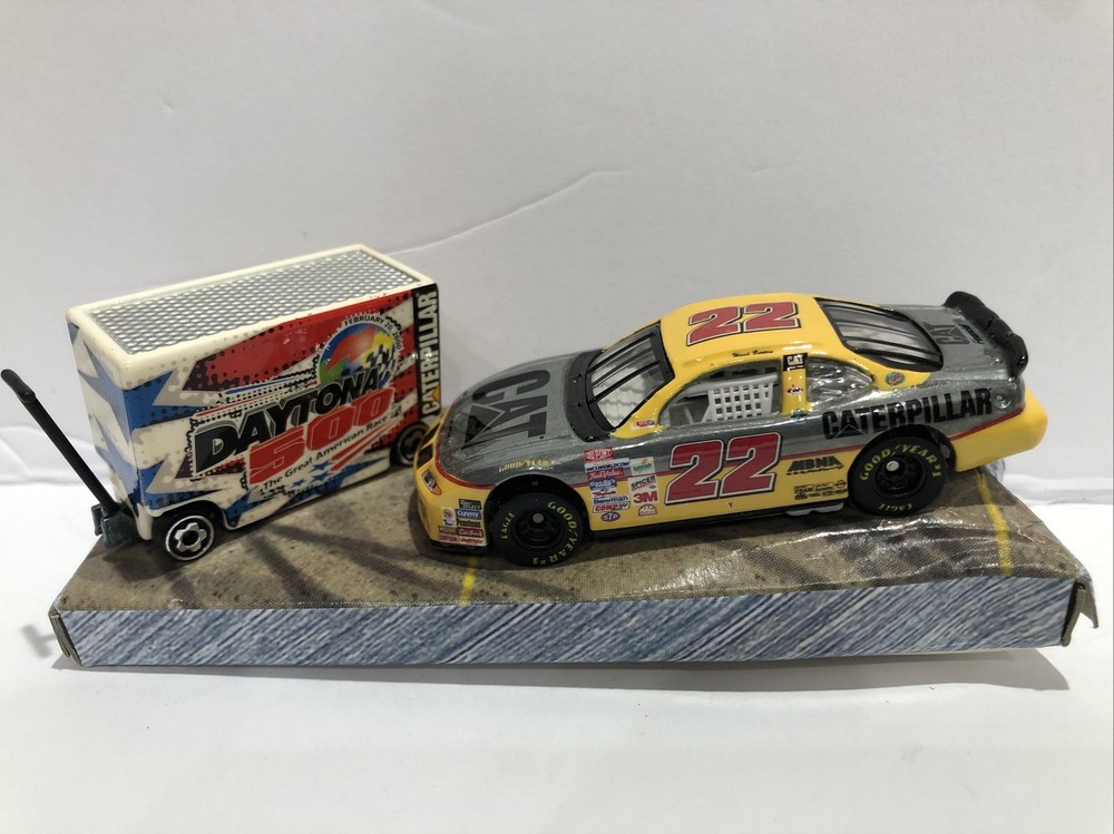 Ward Burton #22 Pontiac Caterpillar ￼NASCAR Collectible ￼