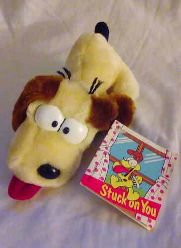 vintage 1983 odie plush stuffed toy window suction