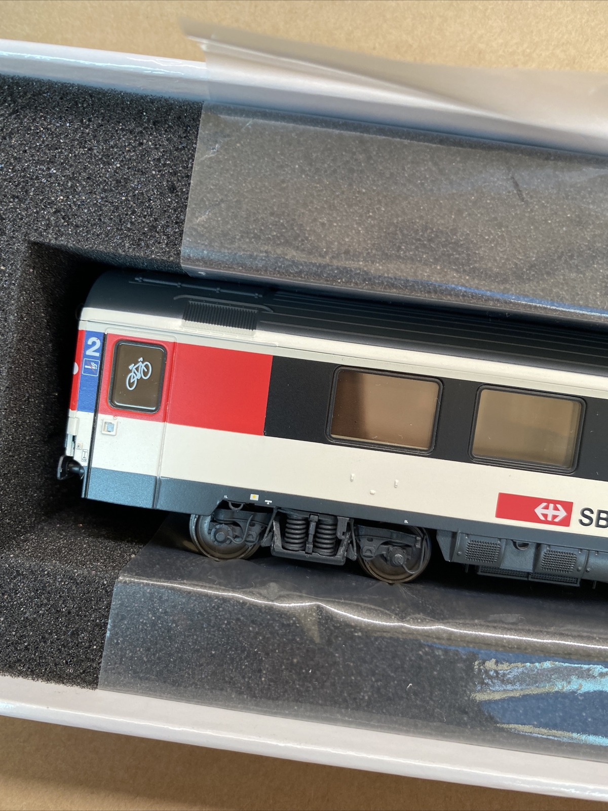 Picture 3 of 5
