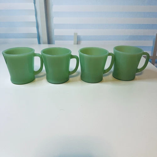 Vintage 1951-61 Set of 4 Jadeite Fire King Mugs D Handle Coffee Tea Cup Ovenware