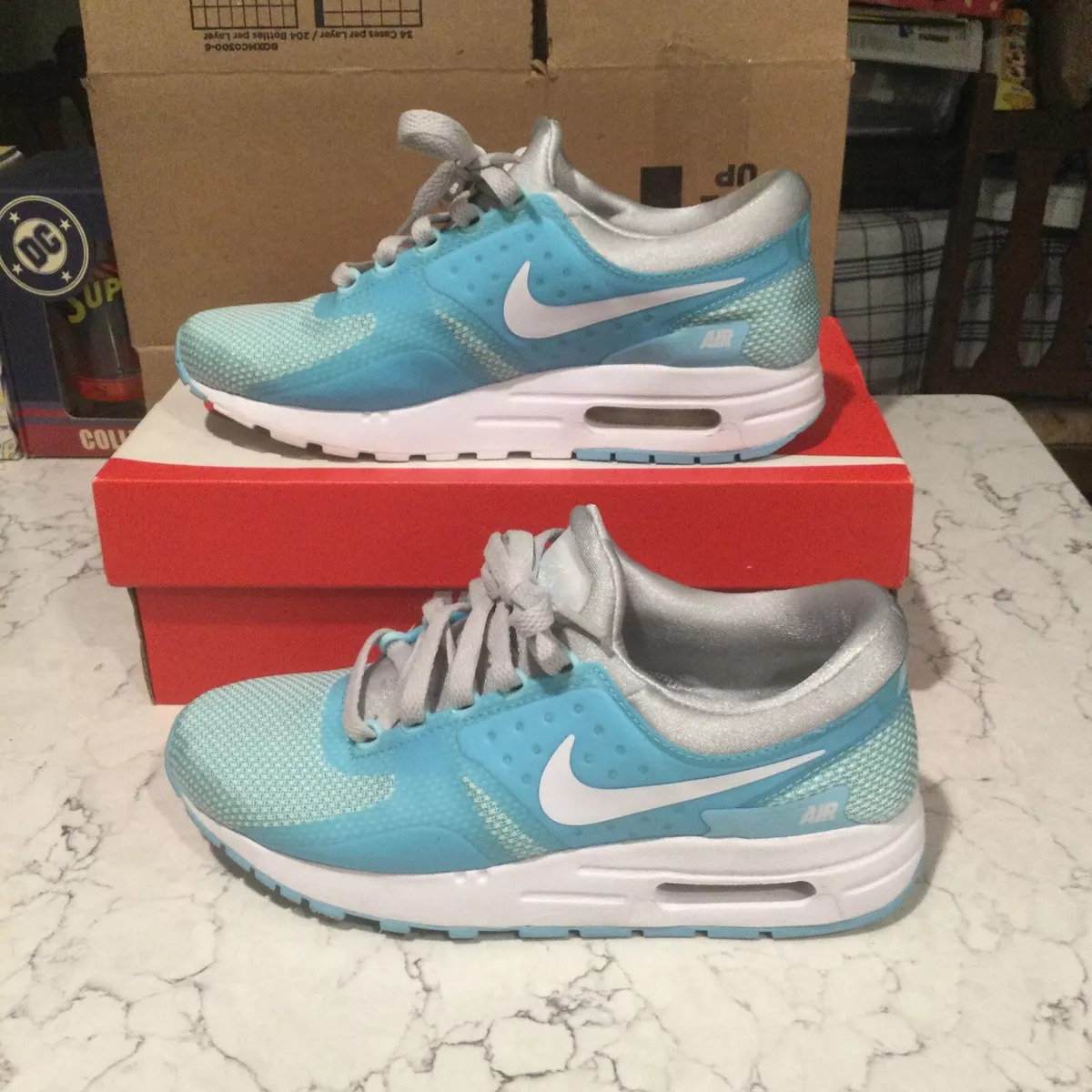 Nike Air Max Zero Essential GS Running Trainers 881229 002