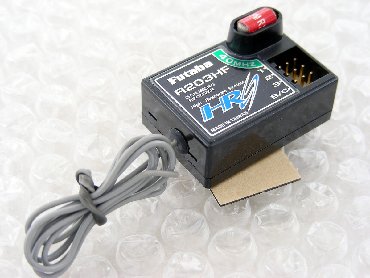 Futaba　MEGATECH3PK　FM40МHZ Futaba T3PK FSS Radio System with R203HF 3Ch Receiver 40MHZ
