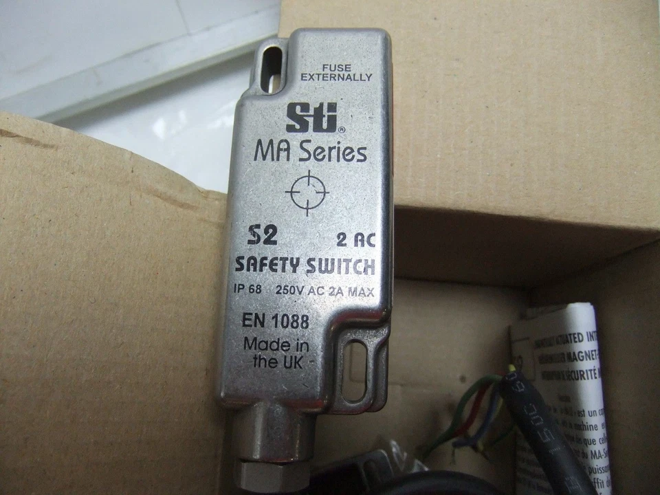 STI Safety Interlock 44507-0400 Foto 3 de 4