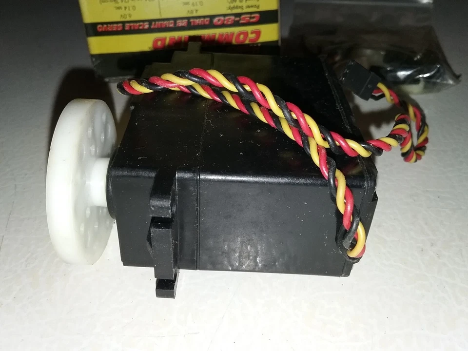 Hobbico Command CS-80 Dual BB Giant Scale Servo HCAM0210 RC Car Boat Plane 1/5 - Image 4 of 4