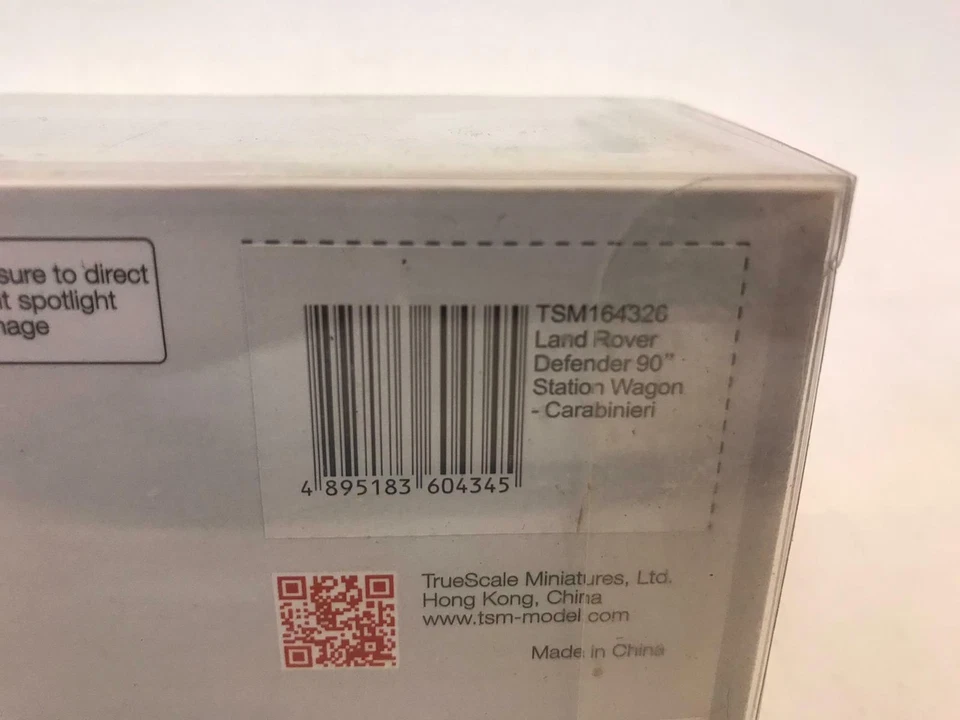 TSM Land Rover Defender 90 SW CARABINIERI 1/43 TSM164326 - Immagine 3 di 3
