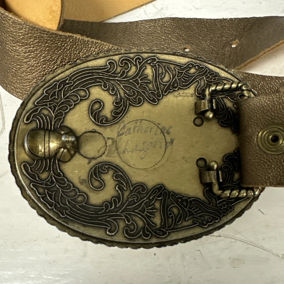 Women’s Inlaid Angels Rhinestone Gold PLeather Gold Buckle Med 30-34” Adjusts - Image 4 of 4