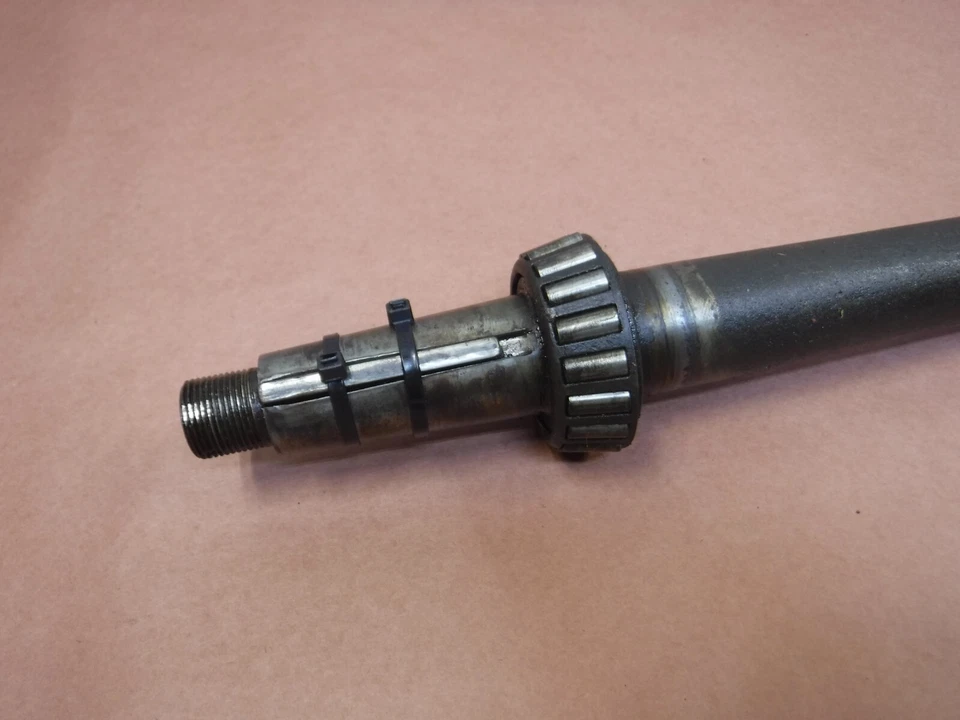 Eje trasero Timken derecho Willys Truck 46-56 30,75" 12 estrías envío gratuito Foto 2 de 4