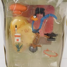 Looney Tunes Cartoon & TV Character Action Figures without Vintage