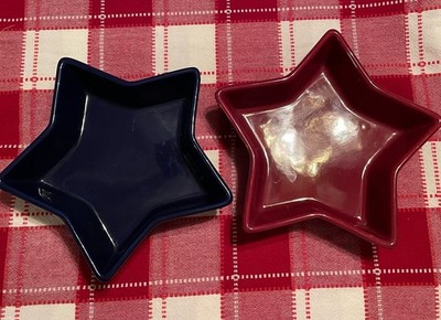 Set of 2 BAKING DISH CHANTAL RED/BLUE STAR 1 QUART STONEWARE  93-ST22