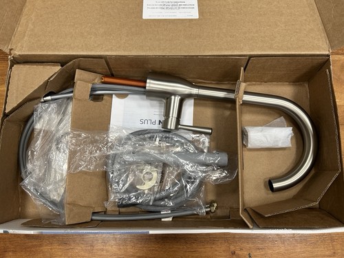 Moen Adler Spot Resist Stainless One-Handle High Arc Pulldown Kitchen Faucet wit - Picture 2 of 22
