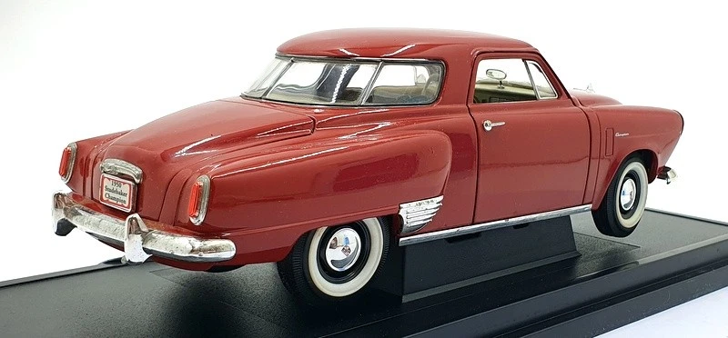 Road Signature 1/18 Scale 92478 - 1950 Studebaker Champion - Red - Image 2 of 4