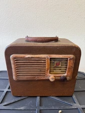 Vintage Philco Transitone Tube Radio – Mid-Century AM Receiver