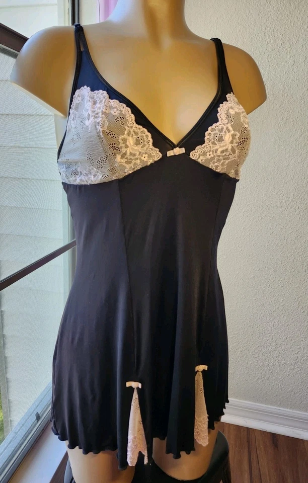 Jezabel Sexy Negro Chemise con Encaje Rosa Talla Mediana  Foto 3 de 4