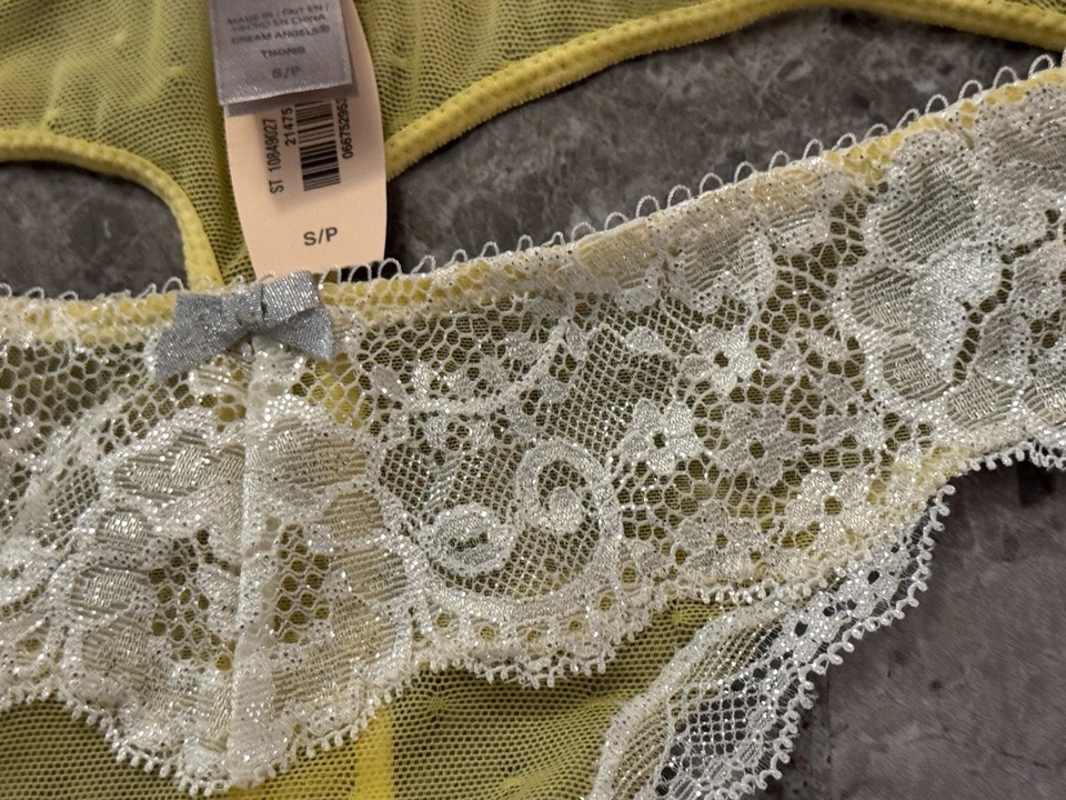 CALCINHA TANGA RARA VICTORIA'S SECRET DREAM ANGELS S MALHA AMARELA RENDA FLORAL NOVA COM ETIQUETAS - Imagem 3 de 4