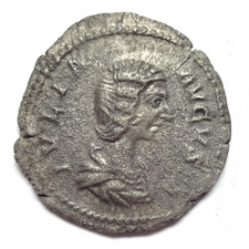 JULIA DOMNA - DENARIUS - ROMAN COIN
