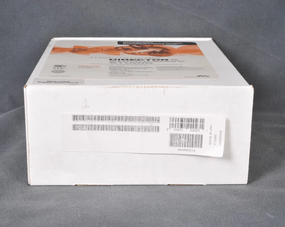 Macromedia Director 8 Shockwave Studio Upgrade & Fireworks 4 Complete for Mac - Image 2 of 4