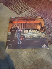 RUNNING SCARED Laserdisc LD EXCELLENT CONDITION GREAT FILM BILLY CRYSTAL STARS 