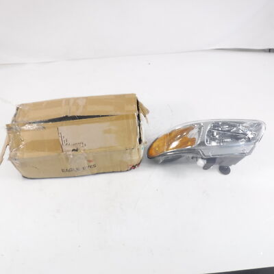 Eagle Eyes Drivers Side Headlight CS041-B101L For 2000 Chrysler Town & Country